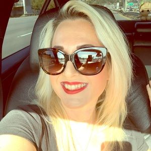 Meet your Posher, Angel